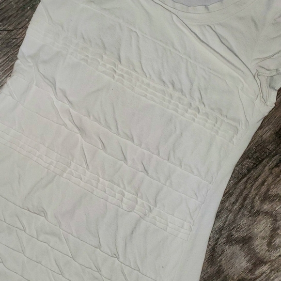 Ann Taylor LOFT Creme Ruffled Front Top XS - Picture 3 of 4